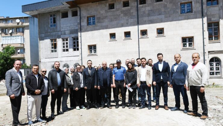 AK Parti’li Gider Lapseki’de Emniyet ve Milli Eğitim yatırımlarını inceledi