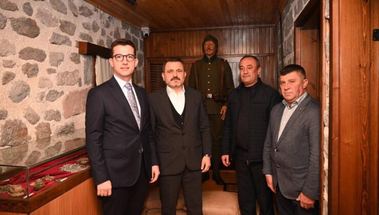 Ezineli Yahya Çavuş’un hiperrealist heykeli müzede sergilenmeye başlandı