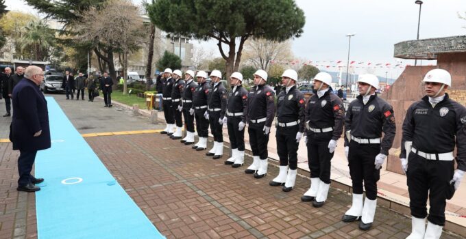 Milli Savunma Bakanı Yaşar Güler, Çanakkale Valiliği’ni ziyaret etti