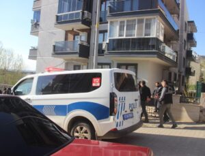 Çanakkale’de tartıştığı eşini av tüfeğiyle öldürdü